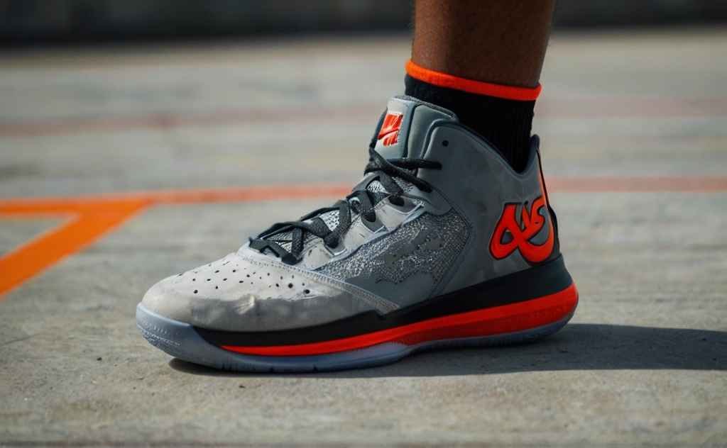 Can you wear basketball shoes on concrete?