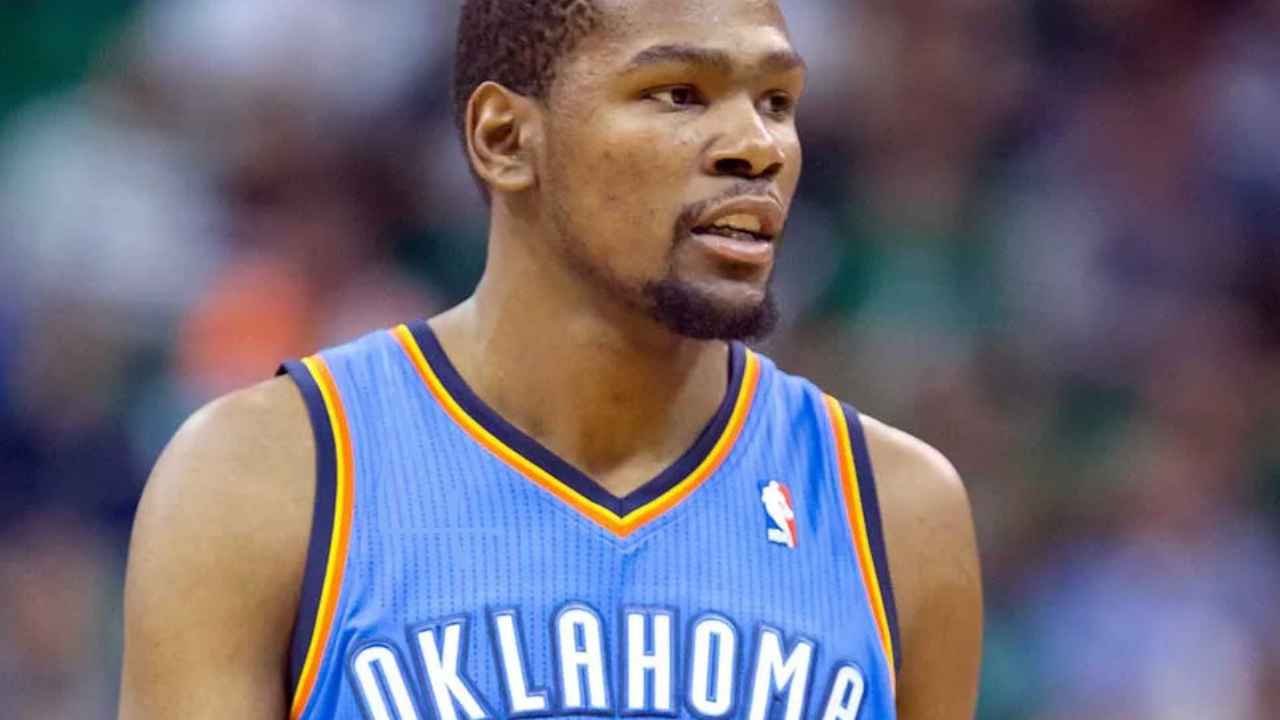 Kevin durant weight and Slim Build